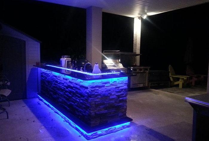 Barbecue Counter with LED Lighting