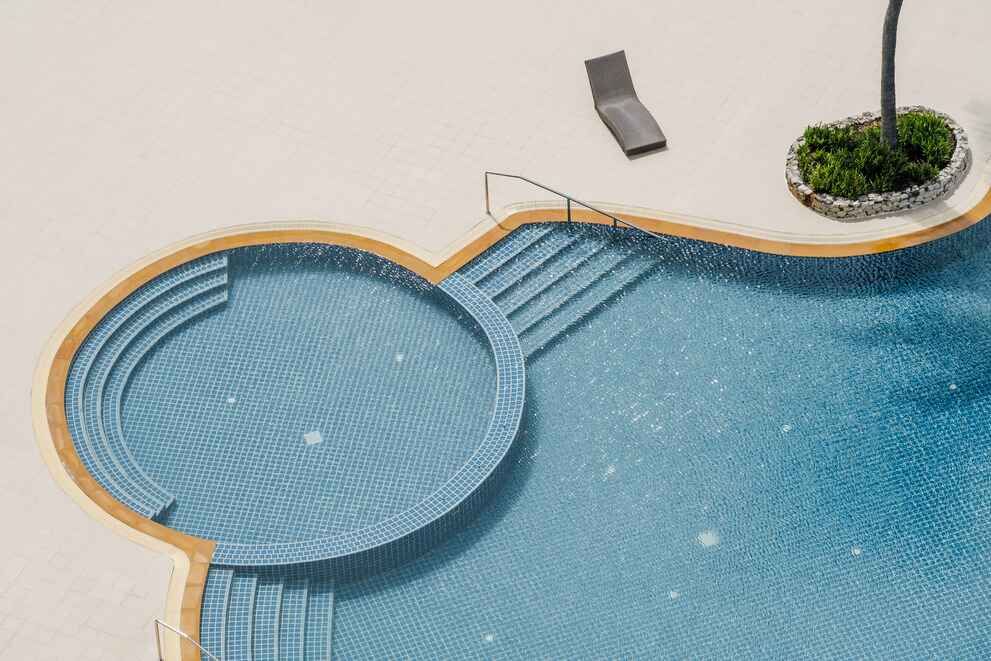 Top 9 Questions to Ask Before Pool Construction in Dubai
