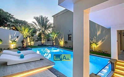 Dive into Luxury: Sustainable Swimming Pool Construction Trends in the UAE